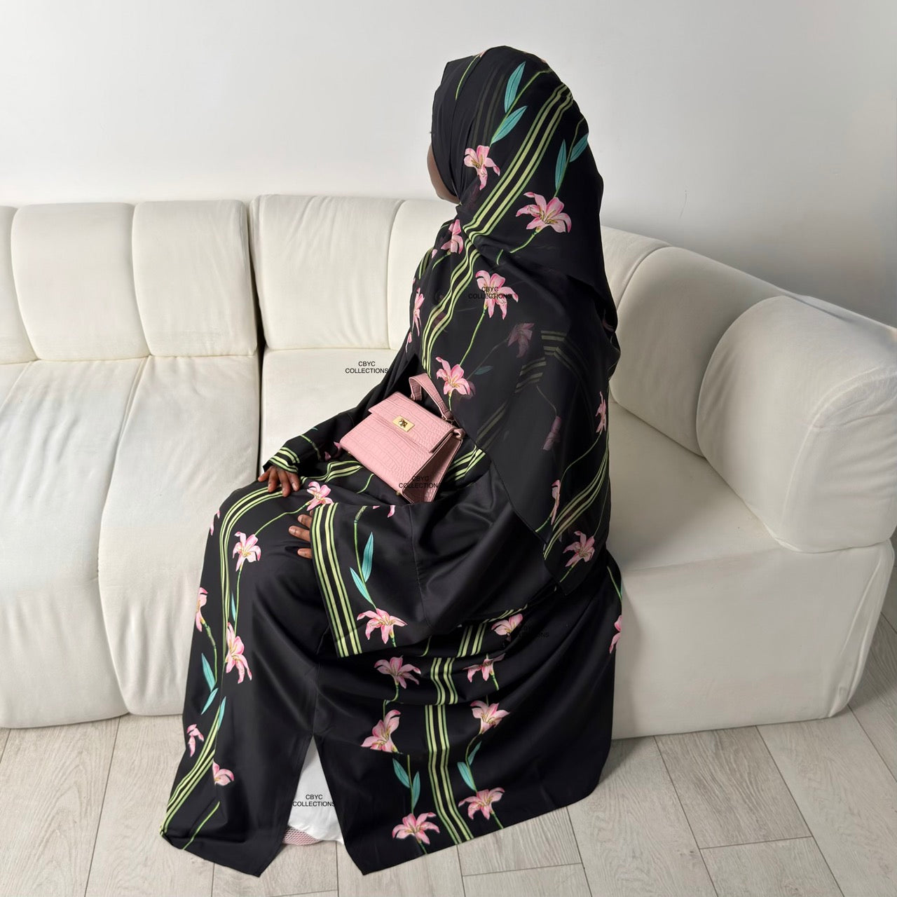 THE LILY BLUSH ABAYA SET