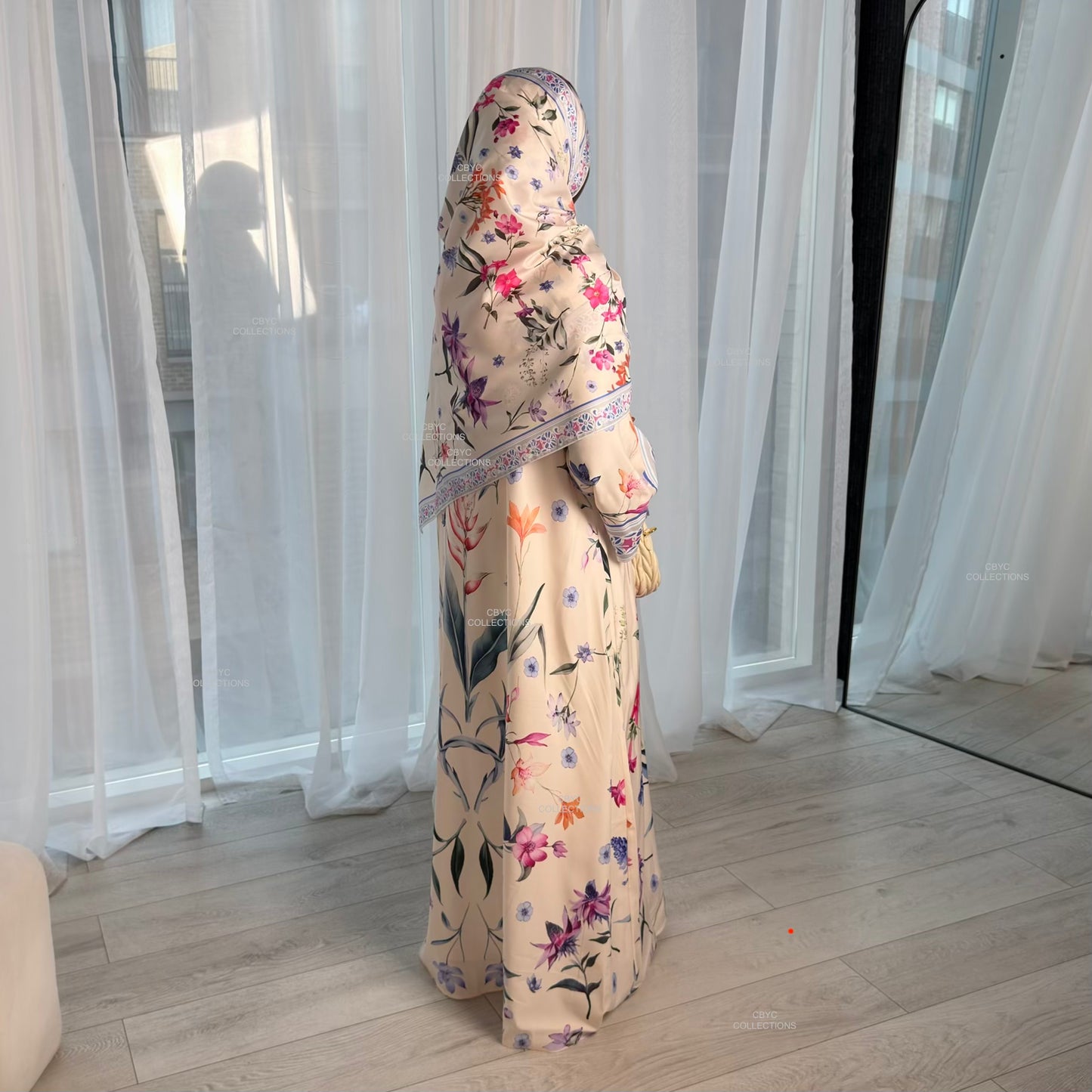 THE AMARA OPEN ABAYA