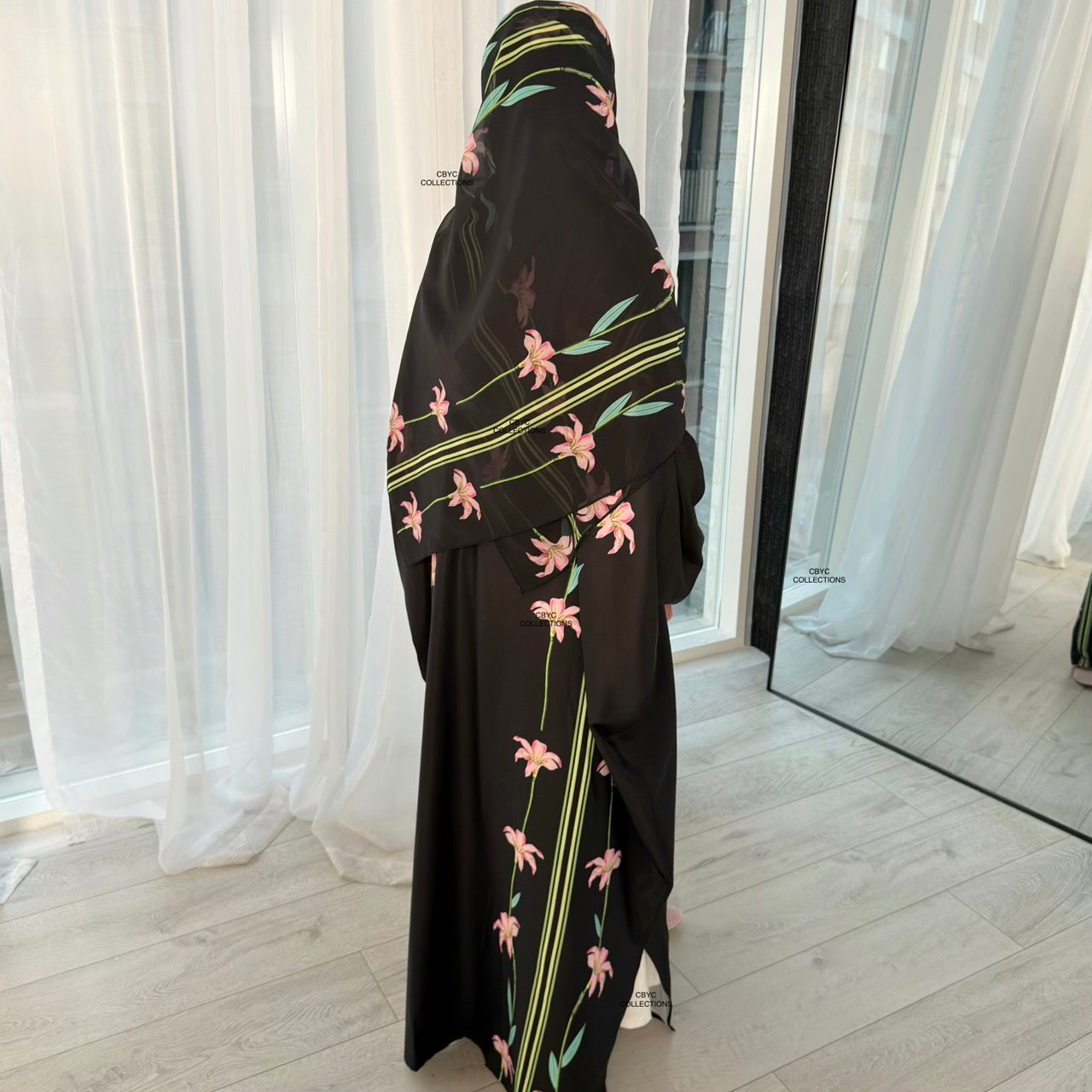 THE LILY BLUSH ABAYA SET